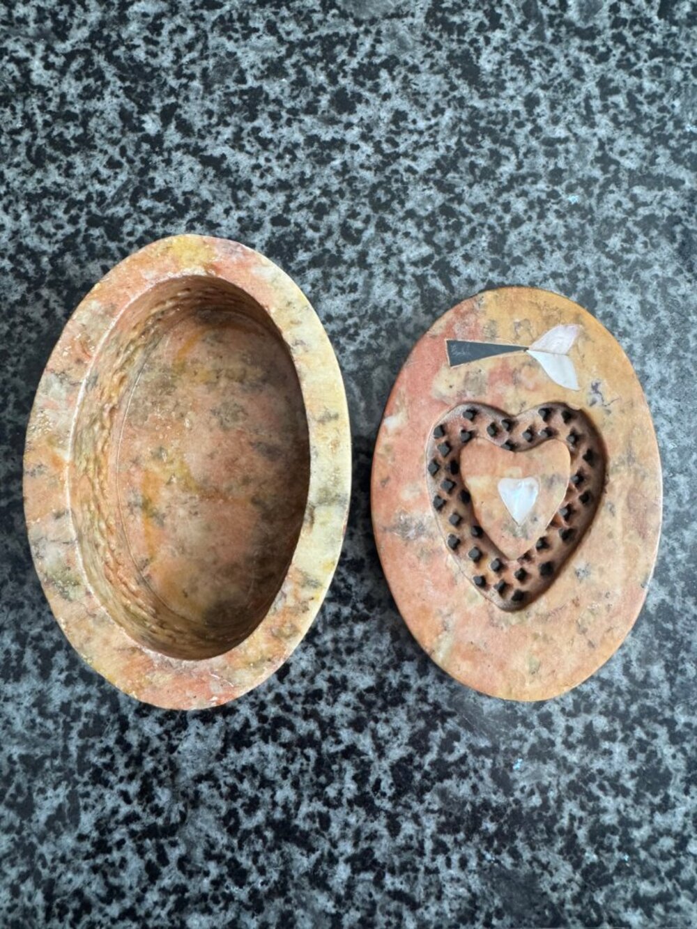Vintage Hand-Carved Soapstone Heart Trinket Potpourri Box - Picture 2 of 5